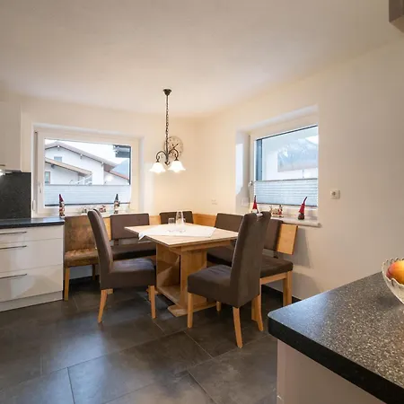 Emmerenzia Apartment
